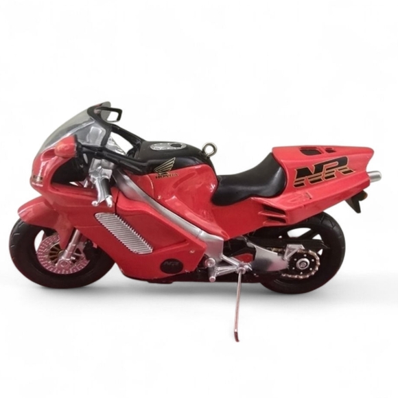 Hallmark 2019 Keepsake Ornament Honda Motorcycles 1992 NR750 - Picture 2 of 8